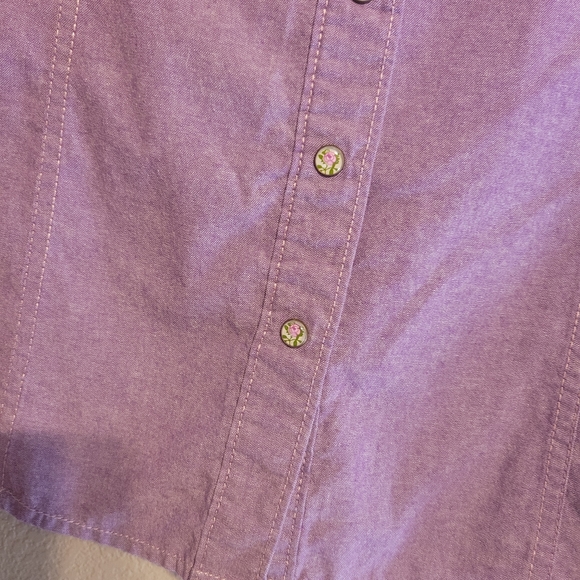 Brit & Brindle Sleeveless Button Down Top (SNAPS) - Picture 3 of 13